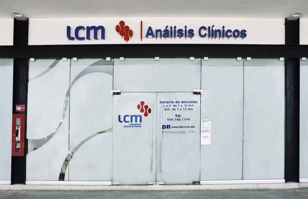 Foto del edificio exterior de LCM Laboratorios clínicos de Mérida Xcumpich
